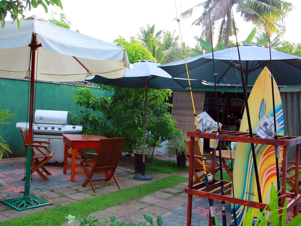 Marina Resort Mirissa Esterno foto